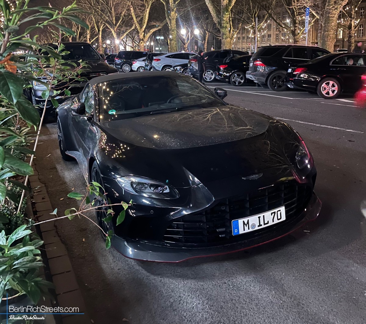 Aston Martin V12 Vantage Roadster (2023) spotted in Düsseldorf — BerlinRichStreets